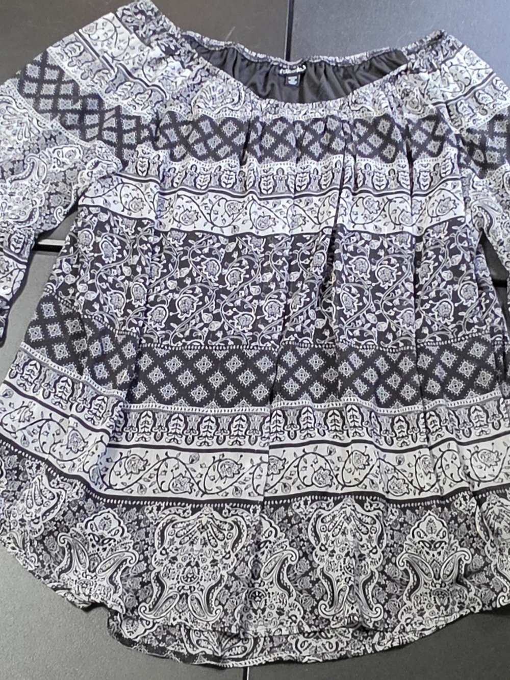 Roz&Ali Black White Boho Paisley Off Shoulder Blouse 3X Plus Size Bell Sleeve